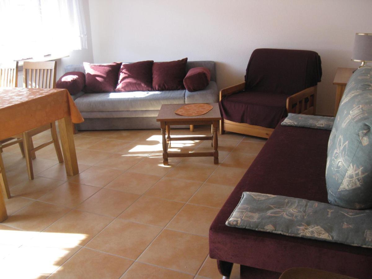 Ferienwohnung Kulla Албщат Екстериор снимка